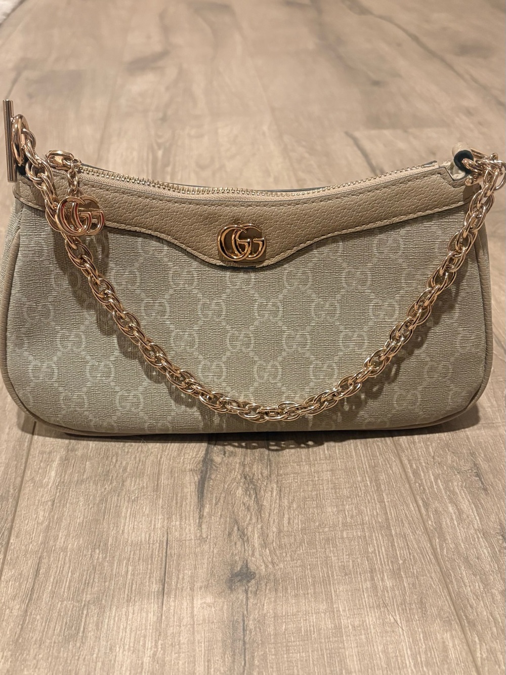White and gold purse